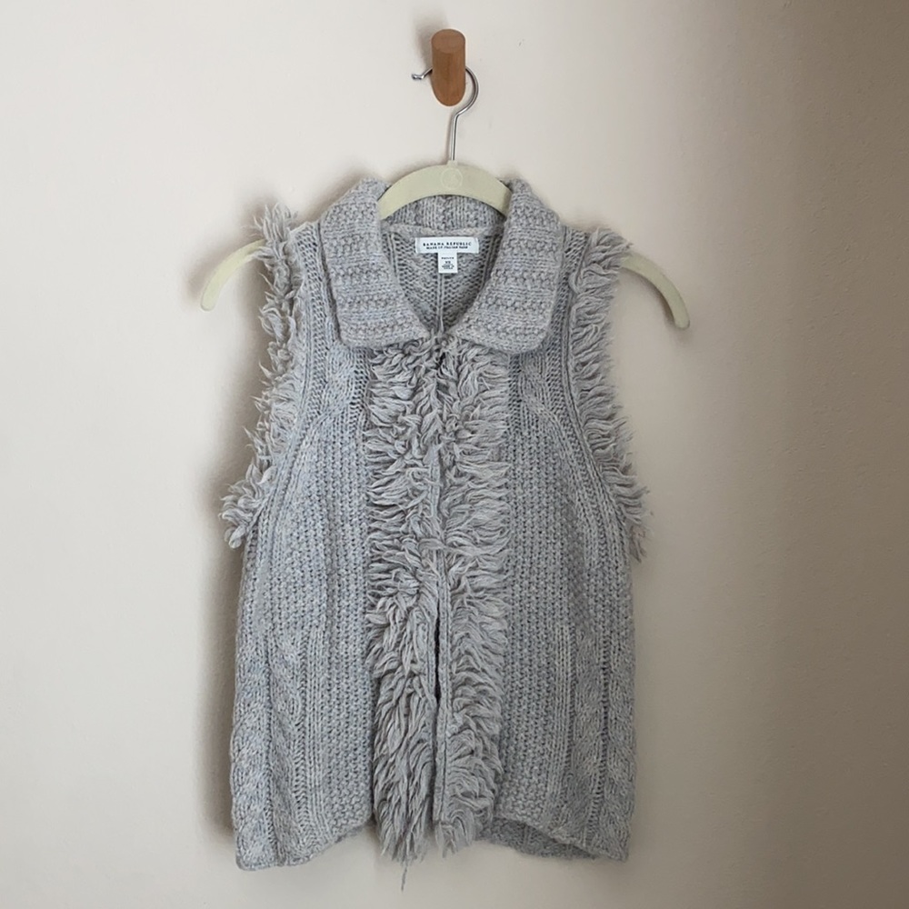Banana Republic Fuzzy Vest, Gray, XS Petite